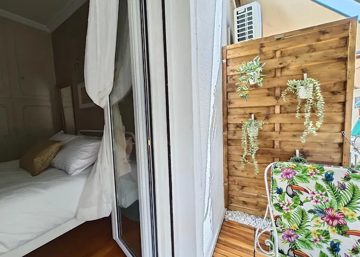 Caravin Wanderhome Acropolis, 1 Min From Acropolis Museum