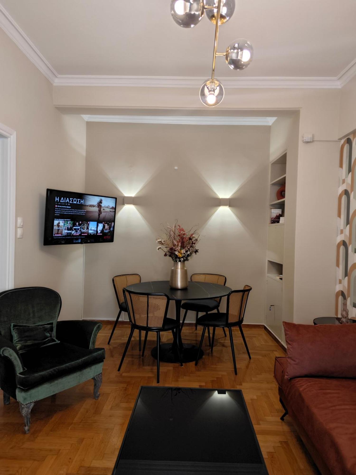 Caravin Wanderhome Acropolis, 1 Min From Acropolis Museum